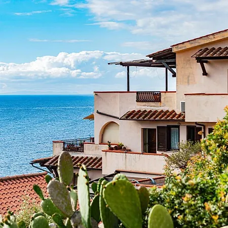 La Casa Di Cristian Con Terrazza Vista Mare Campese (Grosseto)